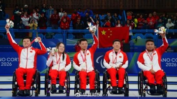 中国轮椅冰壶队：带着坚守与热爱，再启新征程|岳清爽|AC米兰|冬残奥会|王海涛|陈建新_新浪体育_新浪新闻
